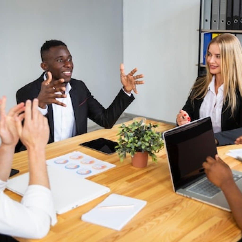 Manager en PME : comment renforcer l'engagement et prévenir les tensions au sein de l'équipe ?