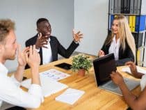 Manager en PME : comment renforcer l&rsquo;engagement et prévenir les tensions au sein de l&rsquo;équipe ?